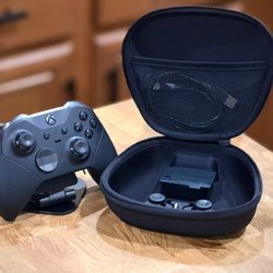 Great Condition Xbox Elite Series 2 Controller Full Kit + Case + Accessories