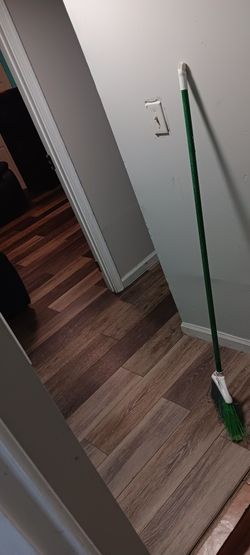 Vinyl,laminated,ceramic Tile And Hardwood Installations