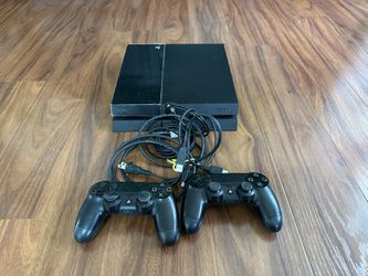 Sony PS4 Console 500gb With 2 Remote Controllers And Cable