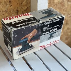 Makita 9036 Finishing Sander – Made in Japan, with Original Box