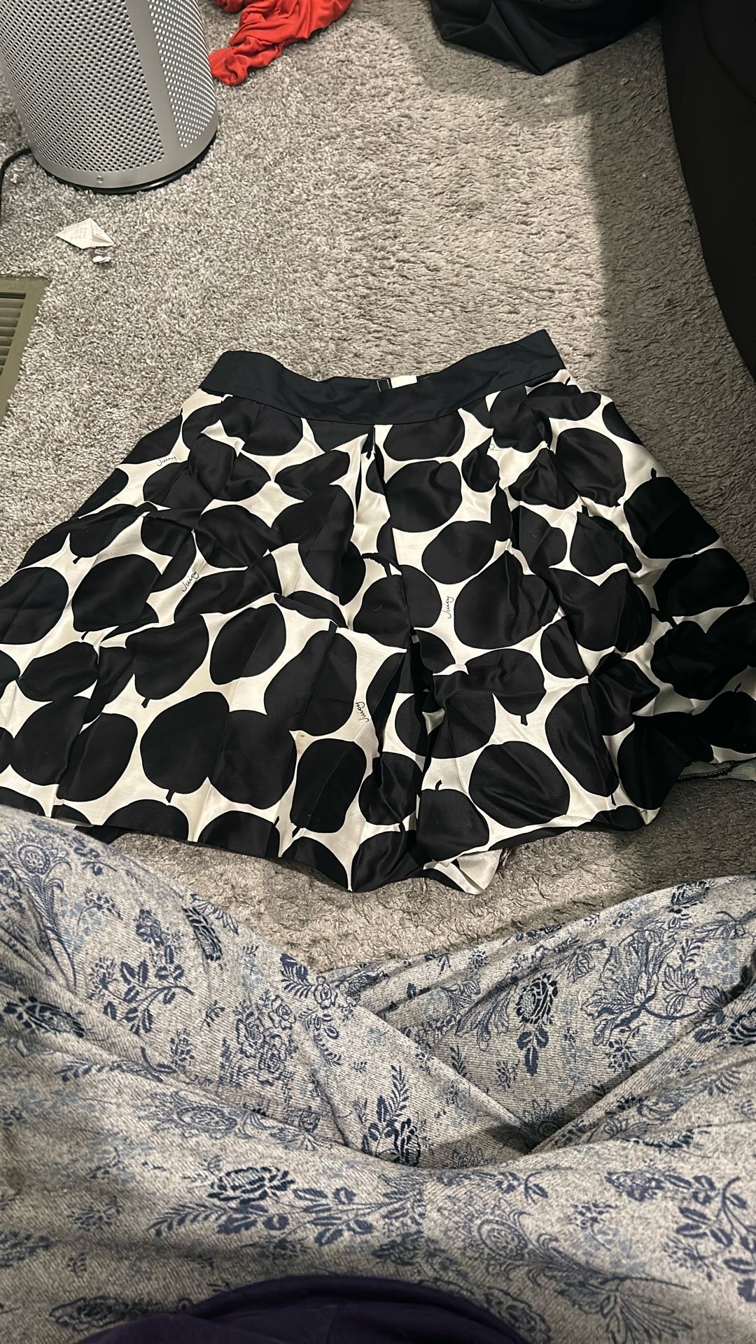Juicy Couture skirt