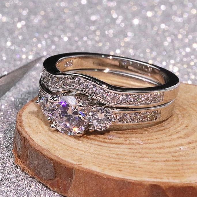 "Shiny Round CZ Luxury Silver Beautiful Wedding Ring for Women, K876
 
 