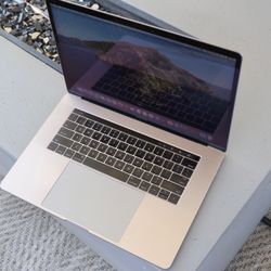 Apple 2016 MacBook Pro 💻 15- Inch 2.6 GHz I7 16Gb/251 SSD Laptop Touchbar Laptop 