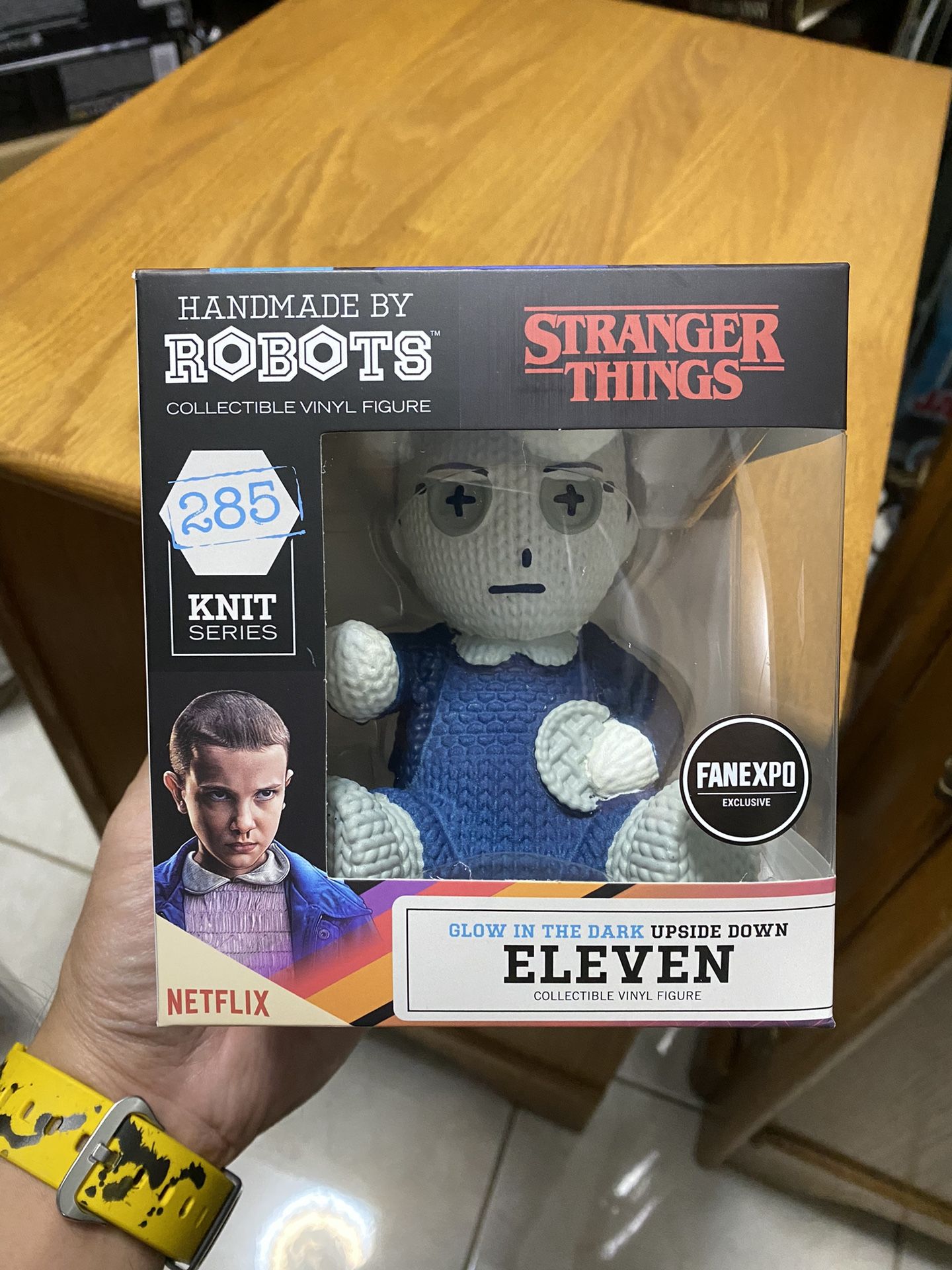 Handmade by Robots - Stranger Things - Eleven #285 (Upside Down Version + Glow in the Dark)