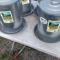 Poultry Waterers 3 Or 8 Gal.