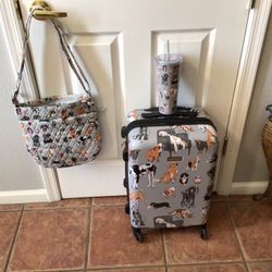 Adorable Vera  Bradley Dog Pound Design Luggage