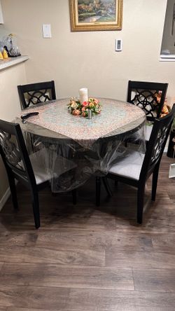 Dining set