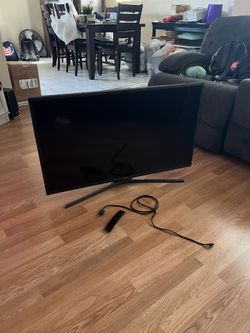 Samsung 40” Smart TV