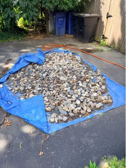 FREE 1/4-1/2 yard 2-4” NY river rock