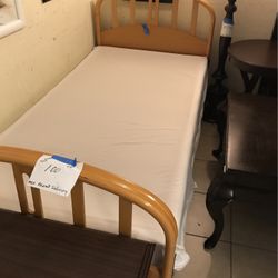 Twin Bed 
