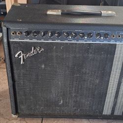 Fender Guitar Amplifier