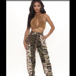 Cargo Pants Size Small $20