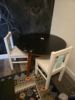 Kids chalk table and chairs