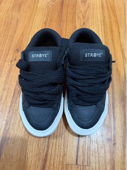 Straye Logan Puff Skateboard Shoes size Men’s 6/Women’s 8