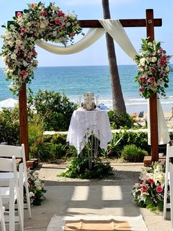 Wedding arch