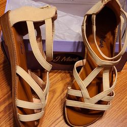 Women’s Saldals ON SALE
