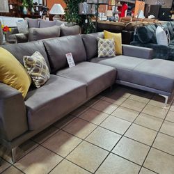2pc Sectional