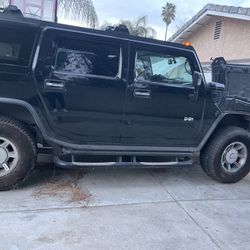 HUMMER H2