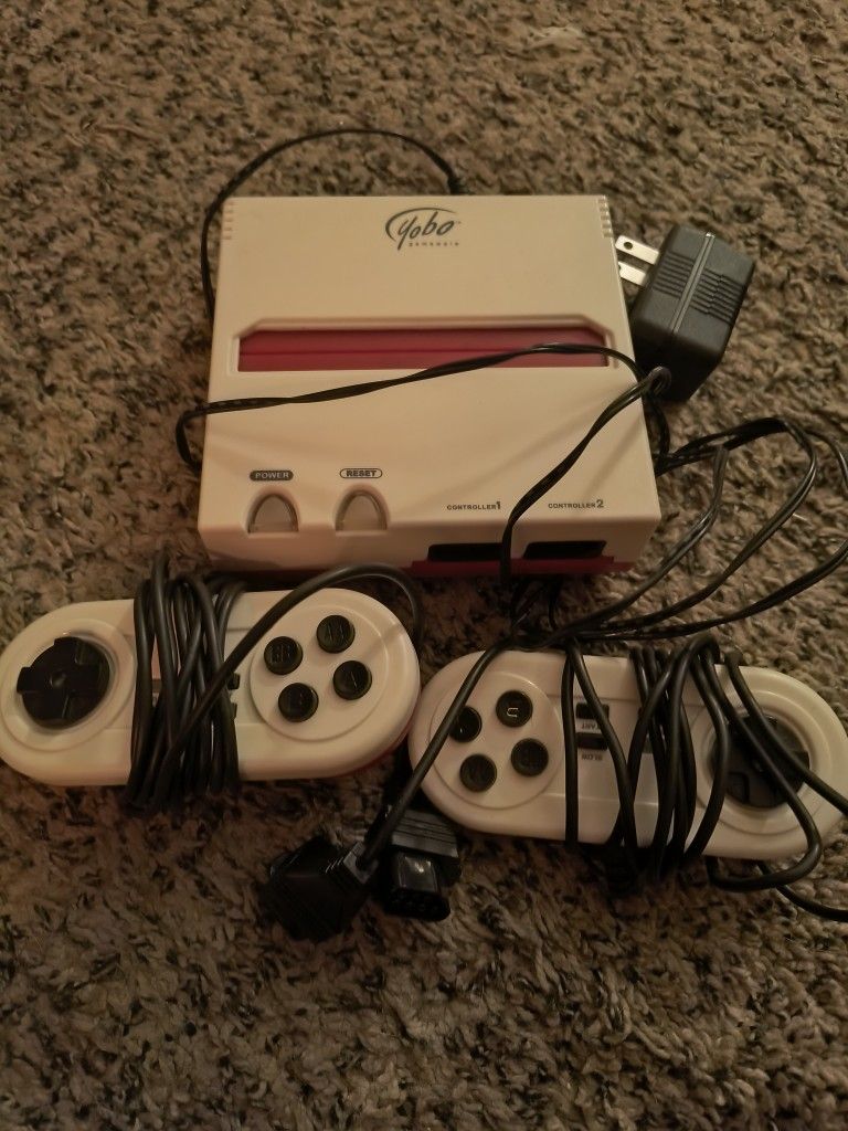 NINTENDO GAME CONSOLE 