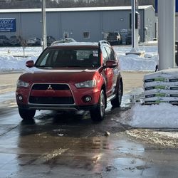 2011 Mitsubishi Outlander 