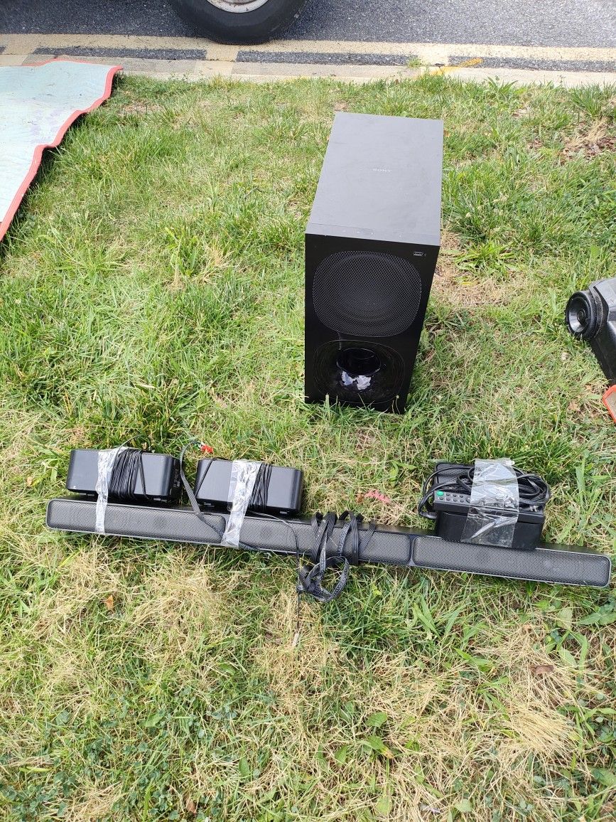 Sony. Surround Sound