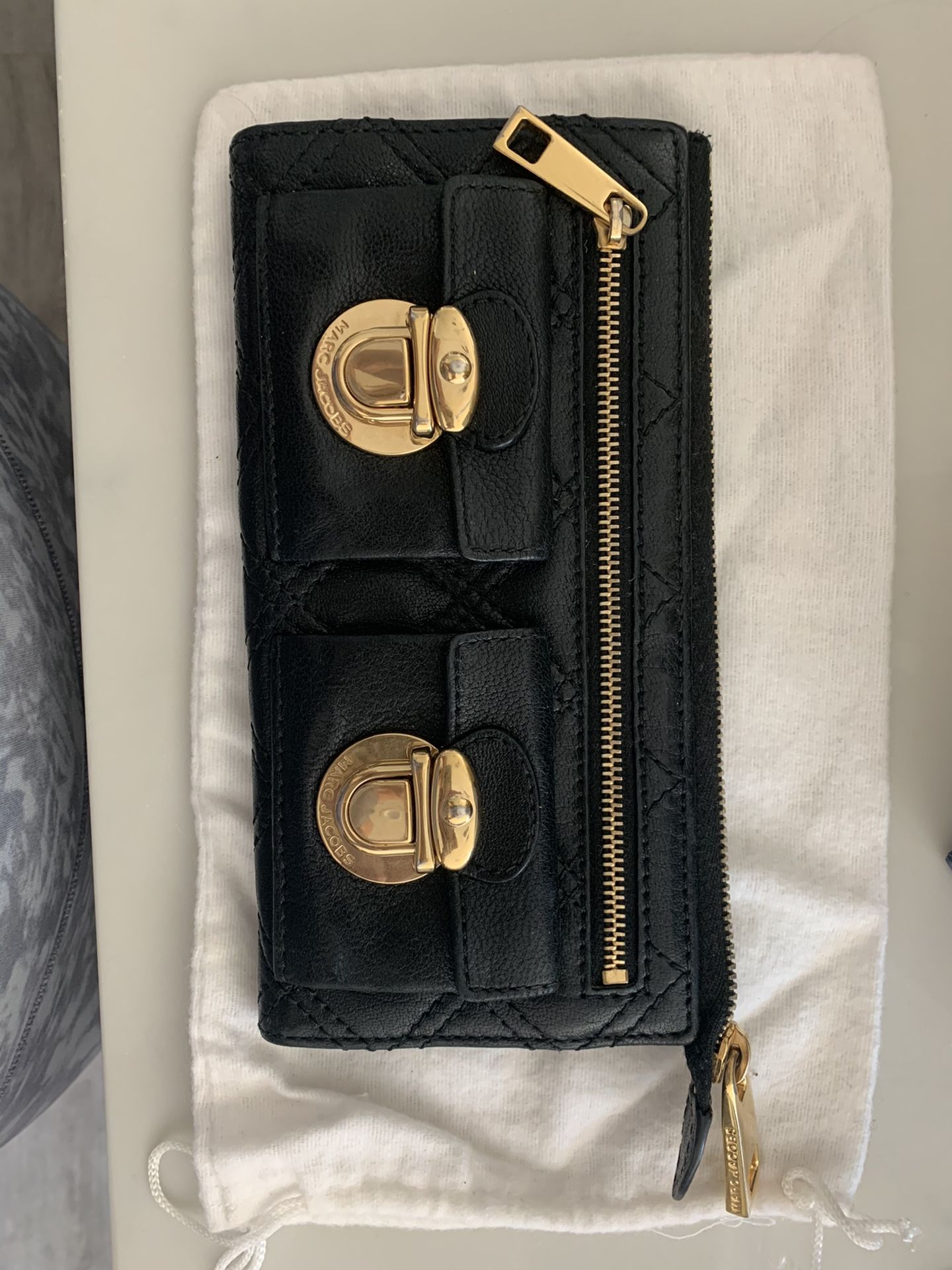 Marc Jacobs black leather wallet