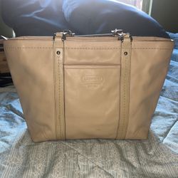 Beige Leather Coach Shoulder Tote 