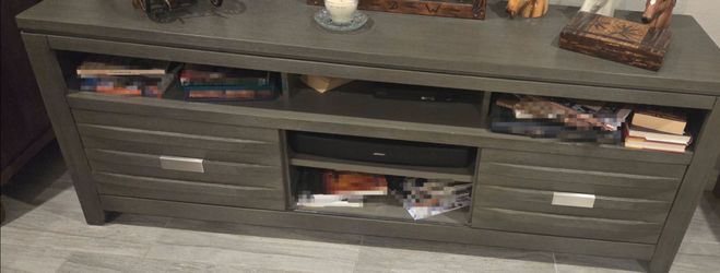 Media console