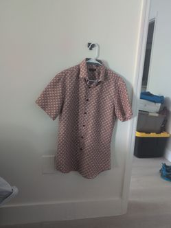 Men's Short Sleeve Button-Up Shirt