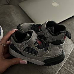 NEW KIDS JORDANS SIZE 11