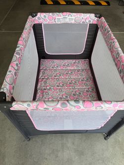 Portable Baby Play Bed