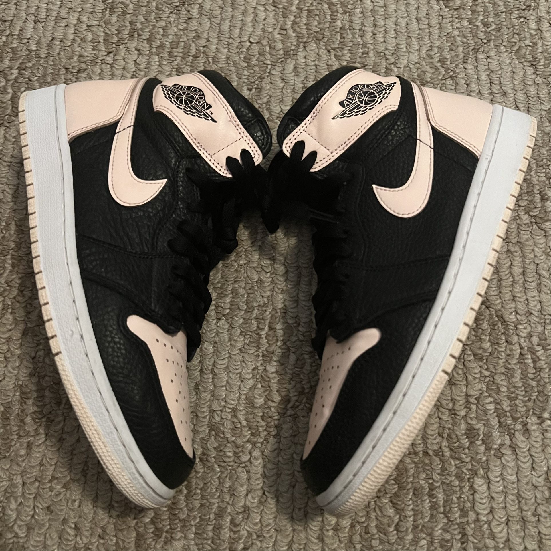 Size 9.5 Jordan 1 Crimson Tint