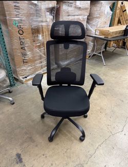 Black Mesh High-Back Ergonomic Office Chair (HN)
