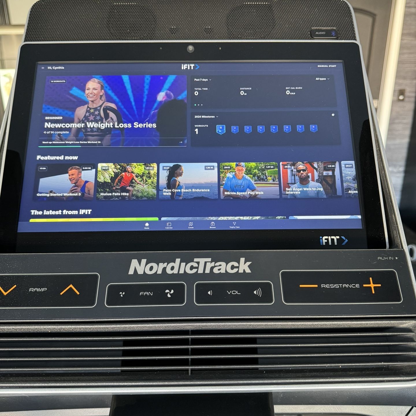 *NORDITRACK-FS14i-ELLIPTICAL -LIKE NEW**