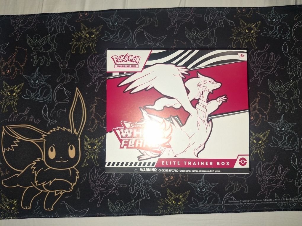 Pokémon White Flare ETB