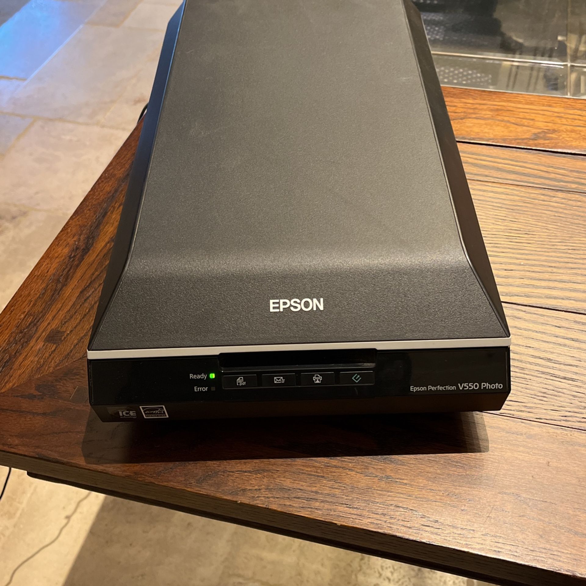 Epson Perfection V550 Photo