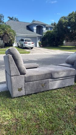 * FREE *Gray Fabric Sectional Sofa Piece