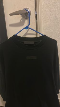 Authentic essentials, T-shirt, size medium