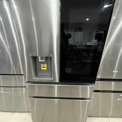 Refrigerator InstaView  LG 4 -Door In Stainless Steel 