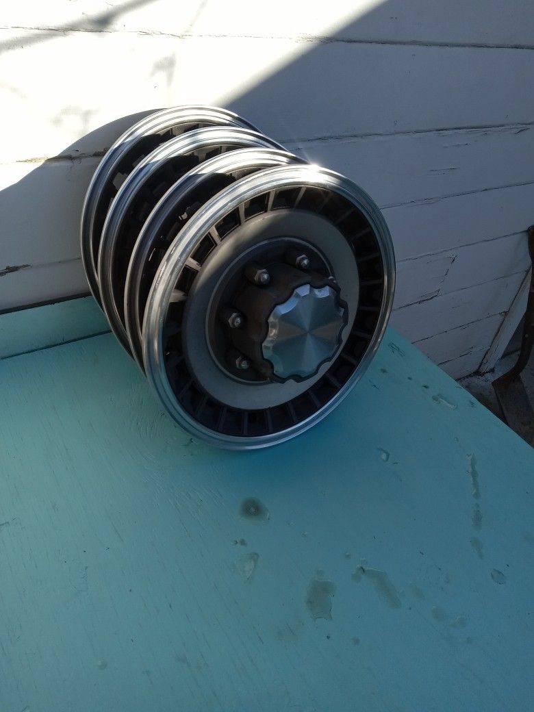 Hub Caps