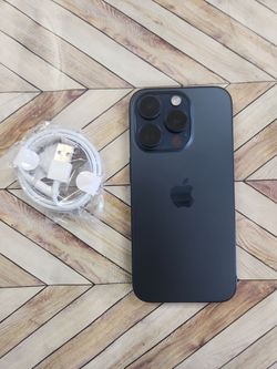 Iphone 15 pro 128gb  unlock any sim