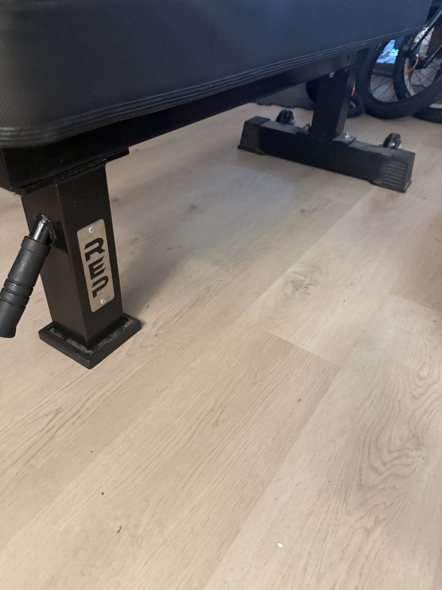 Rep Fitness Flat Bench