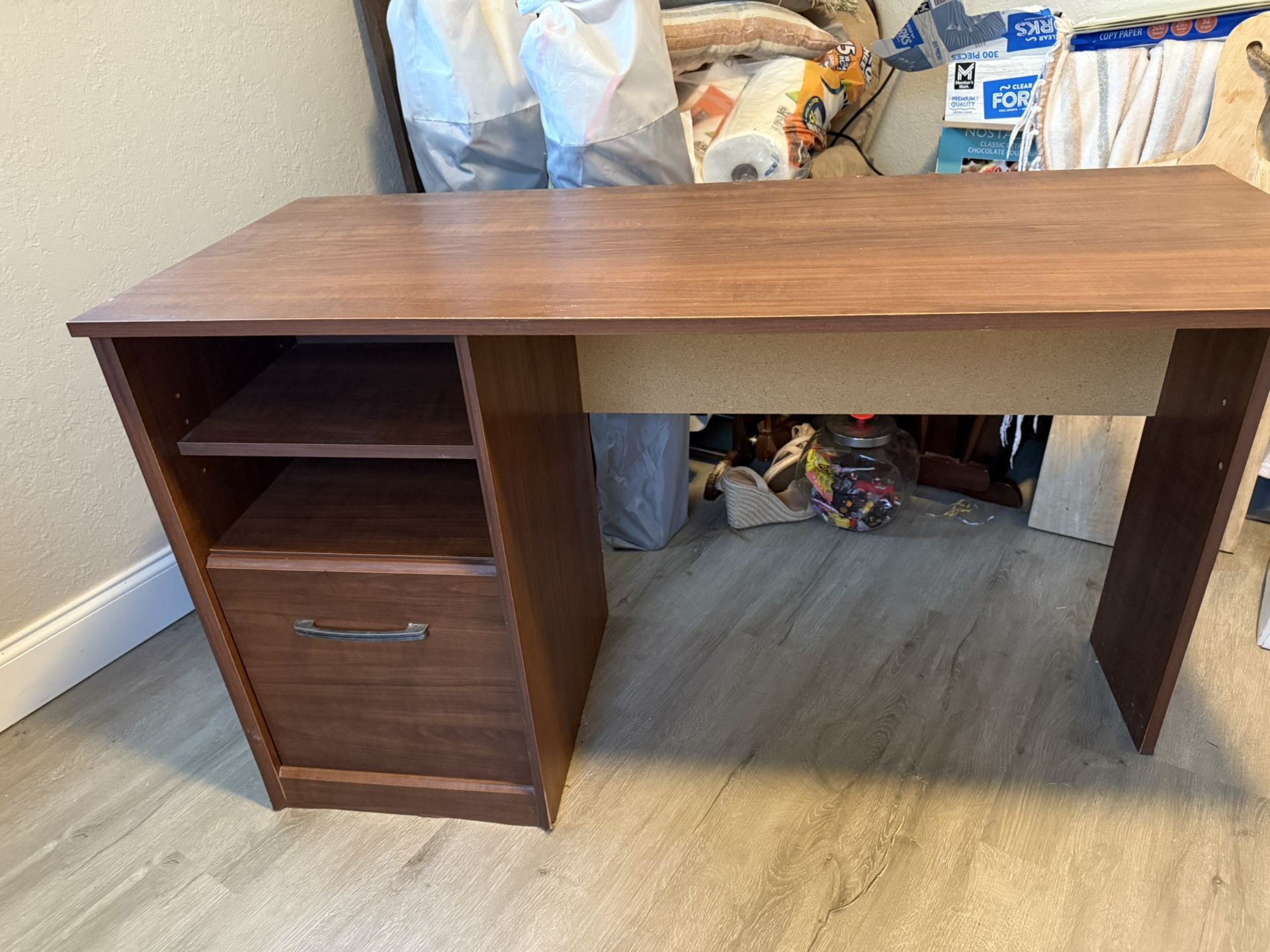 Desk $30 OBO 