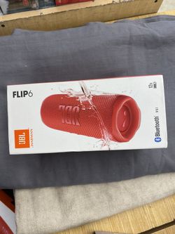 JBL Flip 6 Portable Waterproof Bluetooth Speaker RED. BRAND NEW SEALED