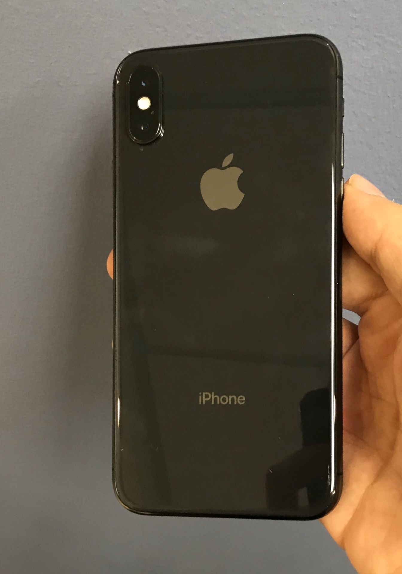 iPhone X 256GB Factory Unlocked-Space Gray