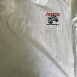 Nike Graphic Tee