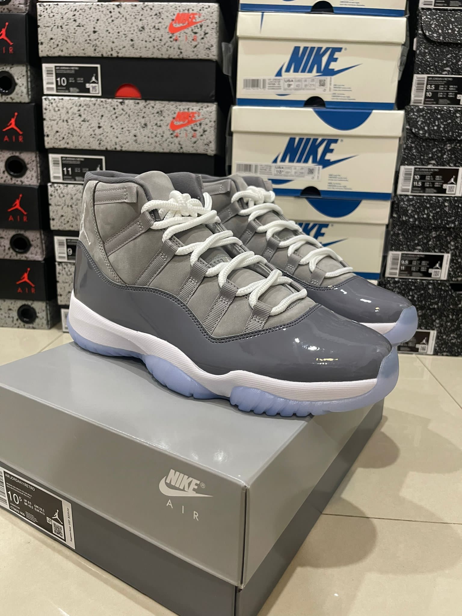 Jordan 11’s Cool Grey Sz 9.5 10