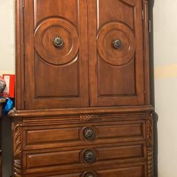 CAL KINGDOM BEDROOM SET 