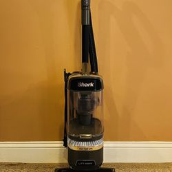 Shark Duo, Clean PowerFins, Rotator Lift Away, Vacuum Cleaner