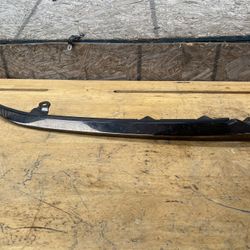 2018,2019,2020 Honda Accord Front Right Side Grille Extension Molding